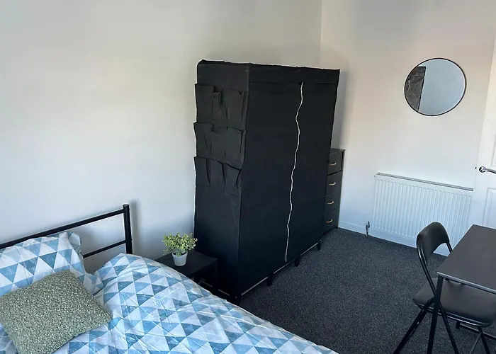 Cozy Double Room With Own Bathroom In Heart Of Hartlepool Town Centre